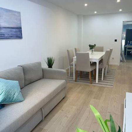 Lovely 2 Bedroom Apartment In South Lisbon Barreiro  Buitenkant foto