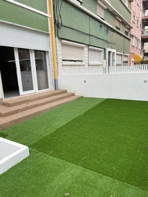 Lovely 2 Bedroom Apartment In South Lisbon Barreiro  Buitenkant foto
